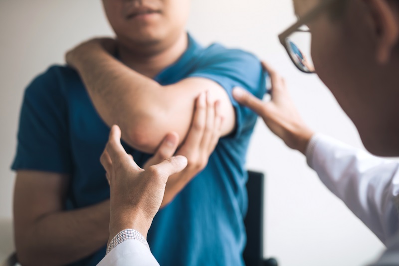 Demanda sobre el codo de DePuy Synthes